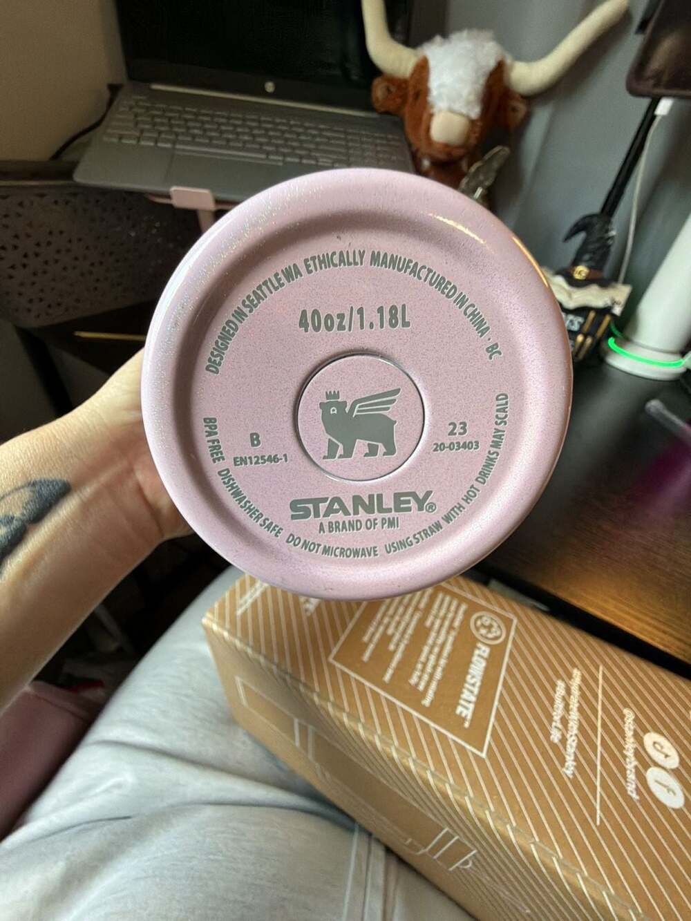 Stanley Quencher H2.0 FlowState 40oz Tumbler Strawberry Shortcake Custom Light P - Picture 5 of 6